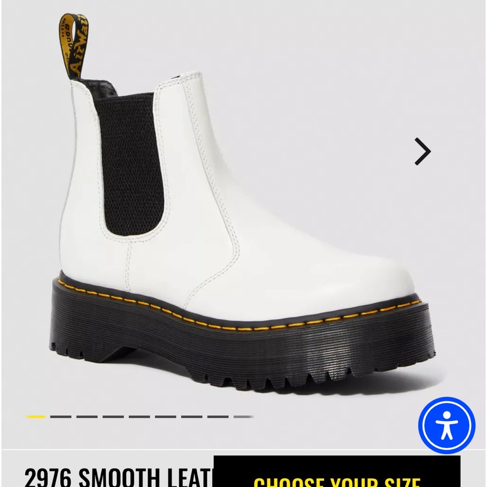 Dr. Martens 2976 Smooth Leather Platform Chelsea Boots